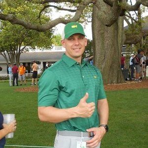 Meet your Posher, Chris-dupa